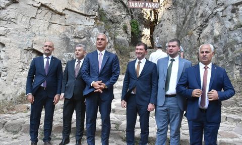 Kültür ve Turizm Bakanı Ersoy Artvin'de İncelemelerde Bulundu