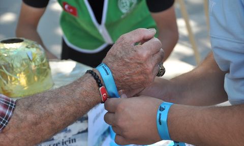 Kütahya'da Küresel Sumud Filosu'na Mavi Kurdeleli Destek