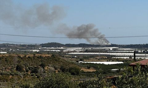 Manavgat'ta Tarım Arazisinde Meydana Gelen Yangın Kontrol Altına Alındı