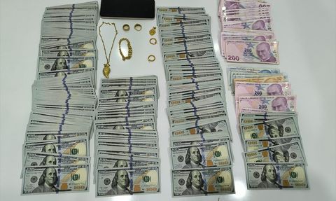 Mersin'de Dolandırıcılık Operasyonu: 4 Şüpheli Yakalandı