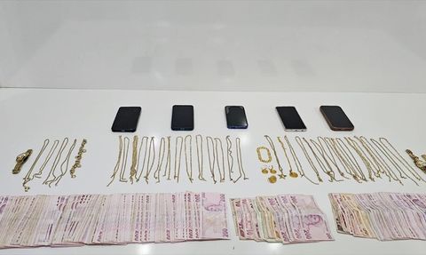 Mersin'de Sahte Altınla Dolandırıcılık