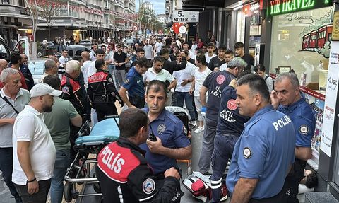 Samsun'da Bıçaklı Kavga: 1 Yaralı