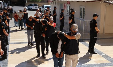 Şanlıurfa'da DEAŞ Operasyonu: 14 Gözaltı