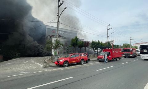 Trabzon'da Alışveriş Merkezinde Yangın