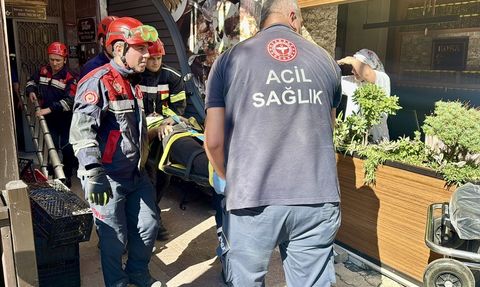 Trabzon'da Asansör Boşluğuna Düşen İşçi Tedavi Altına Alındı