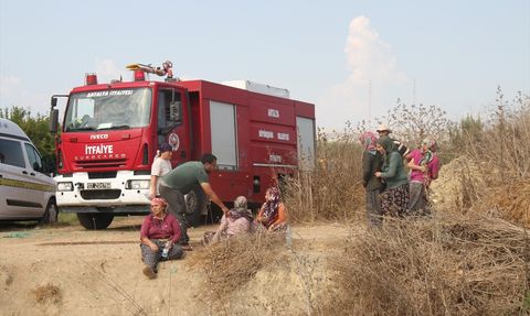 Traktör Altında Kalan Elektrikçi Hayatını Kaybetti