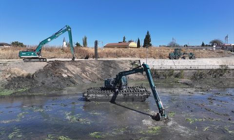 Tunca Nehri'nde Temizlik Çalışması Başlatıldı