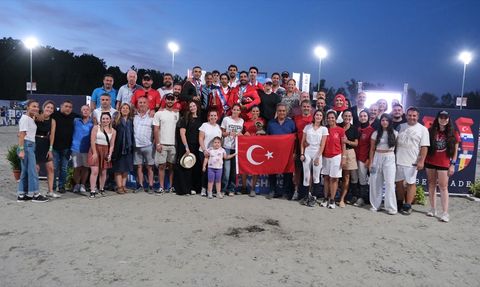 Türk Biniciler Engel Atlama Balkan Şampiyonası'nda Zirveye Yerleşti