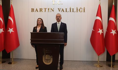 Ulaştırma ve Altyapı Bakanı Uraloğlu'ndan Bartın'da Yeni Anayasa Vurgusu