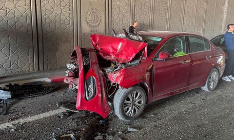 Uşak'ta Trafik Kazası: 3 Yaralı