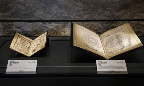 Yazmaların Peşinde Bir Ömür: Nuri Arlasez Sergisi Açıldı