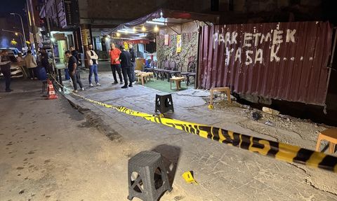 Adana'da Çay Ocağına Silahlı Saldırı: Bir Şüpheli Yakalandı