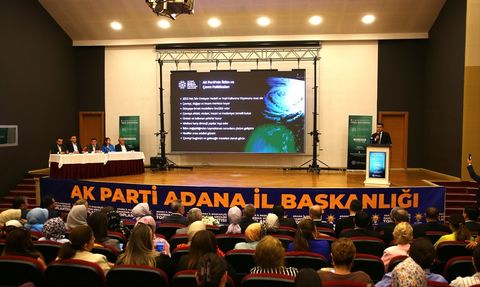Adana'da Yeşil Dönüşüm ve İklim Farkındalığı Programı Düzenlendi