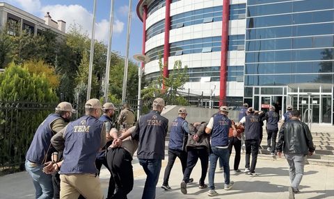 Adıyaman'da DEAŞ Operasyonu: 5 Zanlı Tutuklandı
