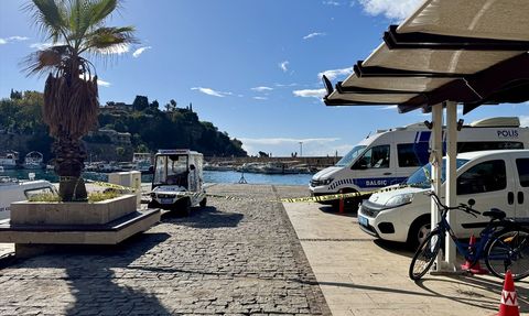 Antalya'da Denizde Bulunan Erkek Cesedi Üzerine Soruşturma Başlatıldı