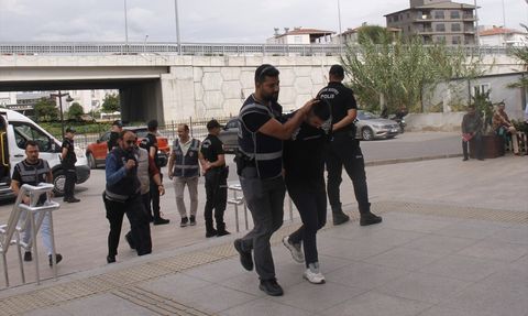 Antalya'da Silahlı Kavga: 6 Şüpheli Tutuklandı