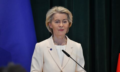 Arnavutluk'un AB Üyeliği İçin Hızla İlerliyor