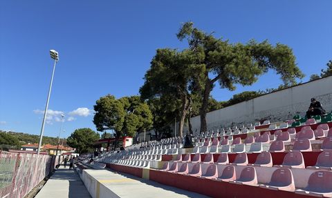 Ayvalık'ta Deniz Manzaralı Maç Keyfi