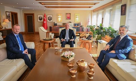 Bakan Ersoy, RTÜK ve Türk Telekom Yöneticilerini Kabul Etti
