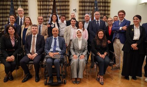 Bakan Göktaş, İtalya Engelliler Bakanı ile Görüştü