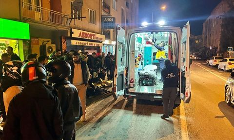 Balıkesir'de Motosiklet Kazası: 1'i Ağır 2 Yaralı