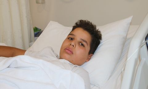 Başarılı Operasyon ile Kopan Parmaklar Yeniden Dikildi