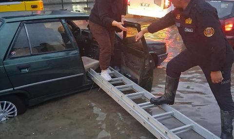 Çanakkale'de Gök Gürültülü Sağanak Yağış Etkili Oldu