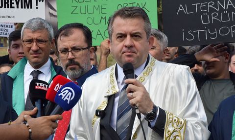 Çukurova Üniversitesi'nden Filistin'e Destek Yürüyüşü