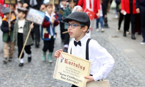 Cumhuriyet'in 102. Yıl Dönümü Kırklareli'nde Coşkuyla Kutlandı