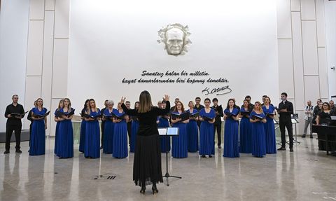 Devlet Çoksesli Korosu Yeni Sanat Sezonunu Tanıttı