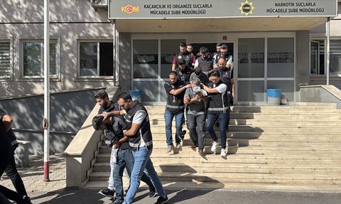Diyarbakır'da Silah ve Mühimmat Kaçakçılığı Operasyonu: 19 Tutuklama