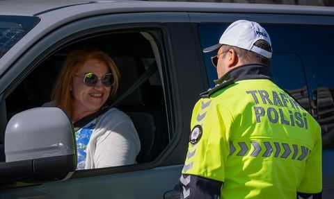 Emniyet Genel Müdürlüğü, 3 Yılda 200 Milyondan Fazla Araç ve Sürücüyü Denetledi