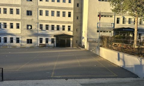 Erzurum'da Okul Çıkışı İzdihamı