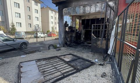 Eskişehir'de Oto Tamirhanesinde Patlama: 2 Yaralı