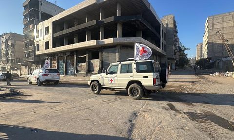 Hamas, Gazze'deki İsrailli Esirleri Kızılhaç'a Teslim Ediyor