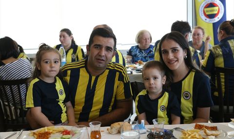 Hatay'da Kanseri Yenen Küçük Fenerbahçeli İçin Balonlar Havada Uçtu