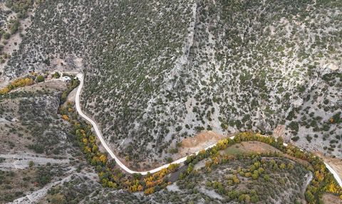 Isparta'nın Zindan Mağarası'nda Sonbahar Renkleri