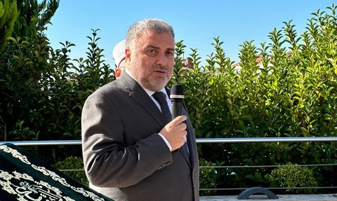 İstanbul'da Prof. Dr. Hasan Fehim Üçışık İçin Cenaze Töreni