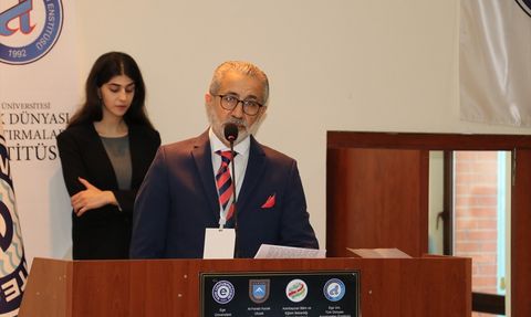 İzmir'de 2. Uluslararası Asya Rönesansı Sempozyumu Başladı