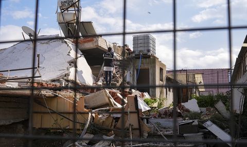 İzmir'de Patlama: 1 Kişi Yaralandı