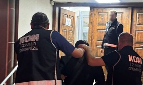 İzmir'de Suç Örgütü Elebaşı Yakalandı