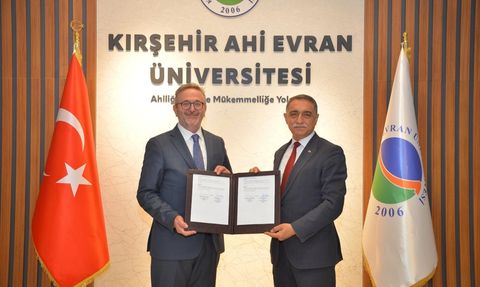 Kırşehir Ahi Evran Üniversitesi Yazma Eserleri TÜYEK'e Devrediliyor