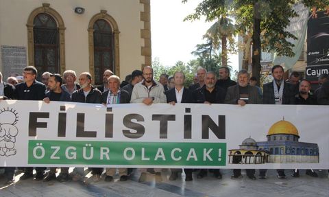 Kocaeli'de İsrail'in Özgürlük Filosu'na Saldırısına Tepki