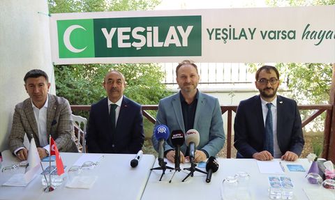 Kumar Bağımlılığına Karşı Mücadele Buluşması: Yeşilay Genel Başkanı Dinç Erzincan'da