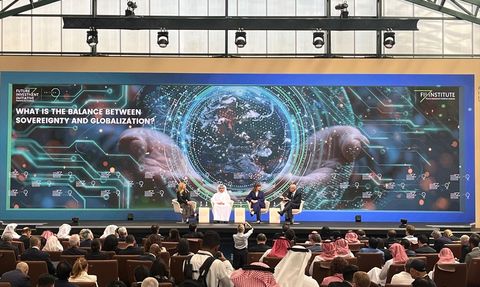 Küreselleşme ve Ekonomik Dönüşüm: Bakan Şimşek'in Riyad'daki Vurguları