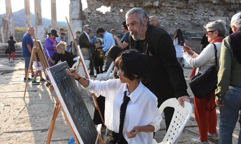 Magnesia Antik Kenti'nde Sanatla Buluşma