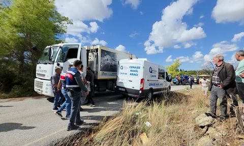 Manavgat'ta Temizlik İşçisi Bıçaklandı: Hayatını Kaybetti