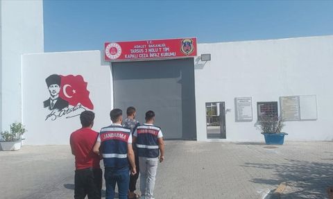 Mersin'de DEAŞ Operasyonunda İki Zanlı Tutuklandı