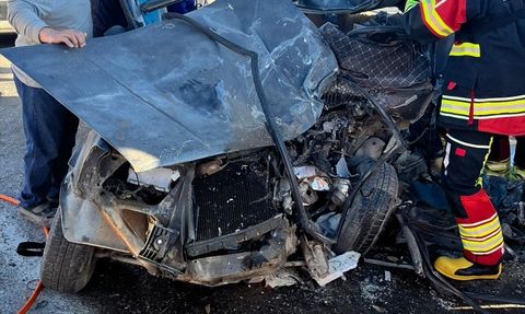 Mersin'de Otobüs ve Otomobil Kazası: 1 Ölü, 2 Yaralı