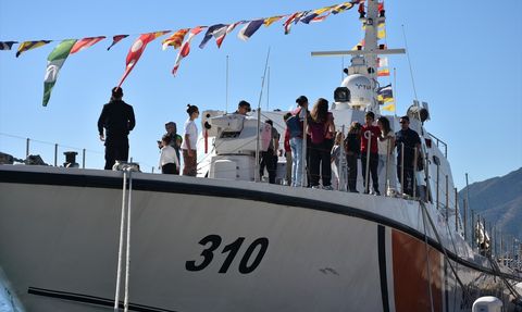Muğla'da 29 Ekim Bayramı Kutlamalarında Askeri Gemiler ve Botlar Ziyarete Açıldı